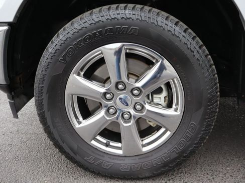 Used 2018 Ford F150 XLT w/ Equipment Group 302A Luxury image 40