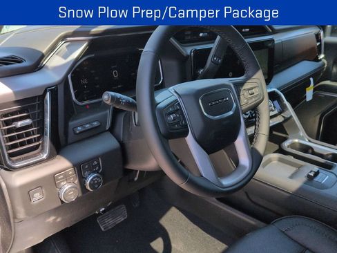New 2026 GMC Sierra 2500 Denali w/ Denali Reserve Package AWD/4WD image 9
