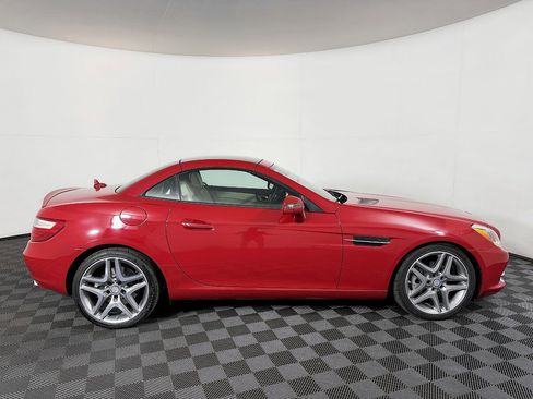 Used 2015 Mercedes-Benz SLK 250 image 7