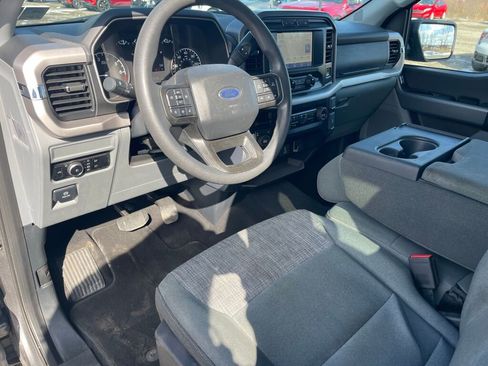 Used 2023 Ford F150 XLT image 5
