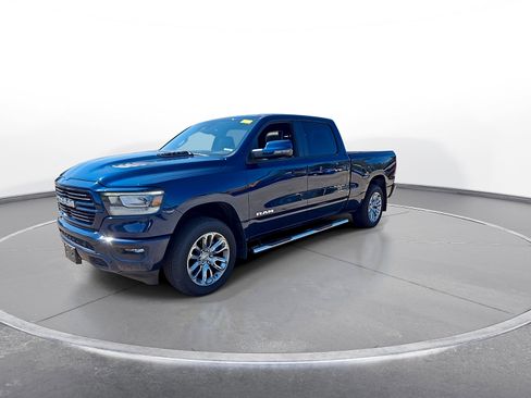 Used 2023 RAM 1500 Laramie AWD/4WD image 4