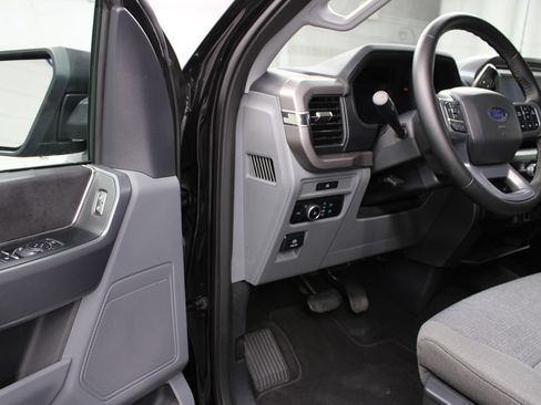 Used 2025 Ford F150 XLT w/ Equipment Group 301A Standard AWD/4WD image 41
