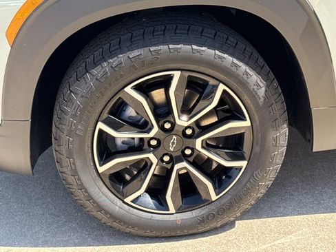 New 2026 Chevrolet TrailBlazer ACTIV w/ Convenience Package FWD image 13