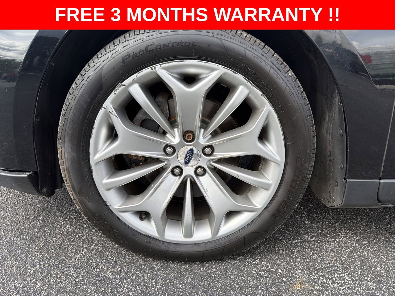 Used 2017 Ford Taurus Limited FWD image 34