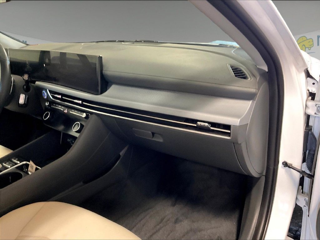 Used 2026 Hyundai Sonata SEL FWD image 13
