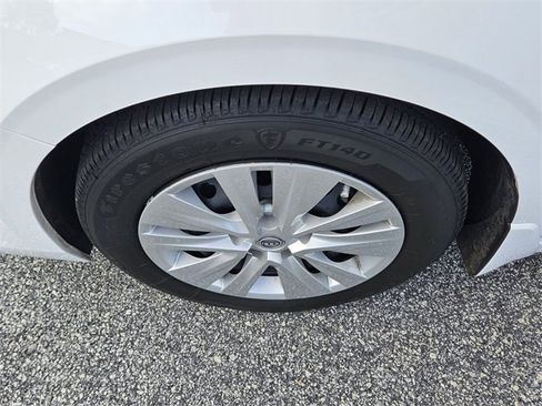 Used 2025 Nissan Sentra S image 16