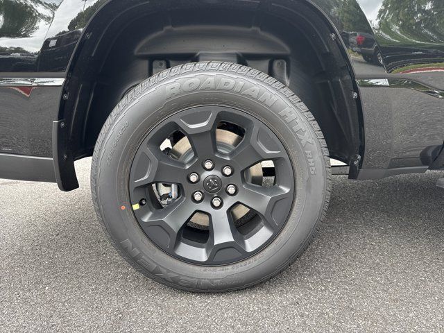New 2026 RAM 1500 Express AWD/4WD image 17