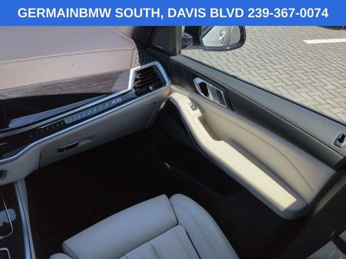 Used 2024 BMW X5 sDrive40i w/ M Sport Package RWD image 19