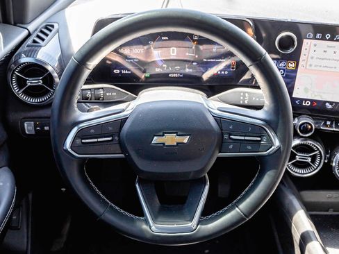 Used 2024 Chevrolet Blazer EV LT AWD/4WD image 12