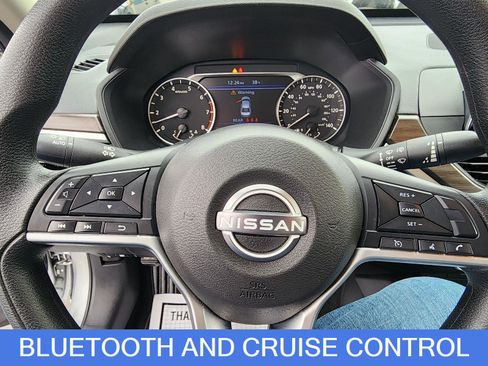 Used 2024 Nissan Altima 2.5 SV image 17