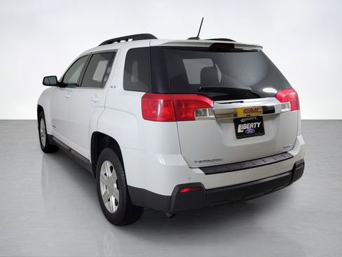 Used 2015 GMC Terrain SLE w/ Safety Package AWD/4WD image 5