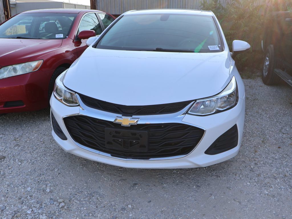 Used 2019 Chevrolet Cruze Sedan FWD image 13