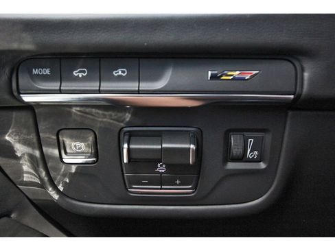 New 2026 Cadillac Escalade V image 15