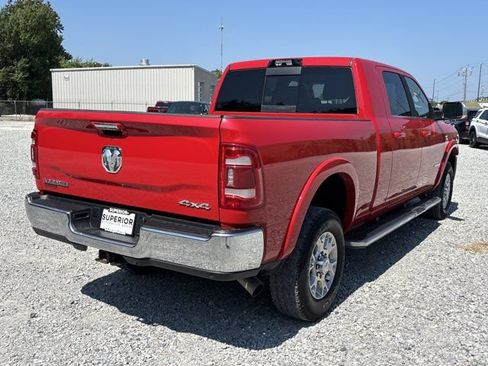 Used 2022 RAM 2500 Laramie w/ Chrome Appearance Group AWD/4WD image 3