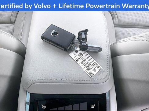 Certified 2026 Volvo XC60 B5 Ultra w/ Protection Package Premier image 14