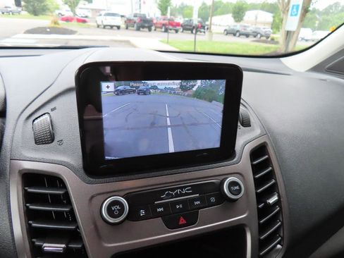Used 2020 Ford Transit Connect XLT FWD image 22