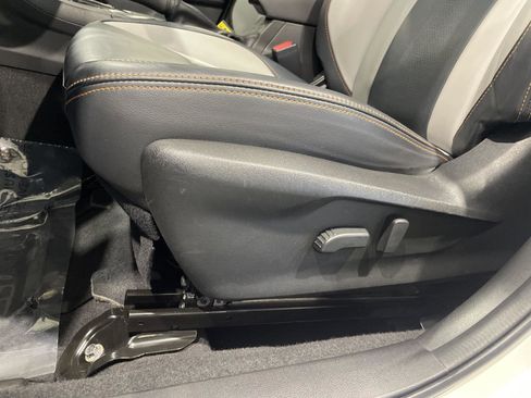 Used 2020 Subaru Crosstrek 2.0i Limited w/ Moonroof Package w/Navigation image 13