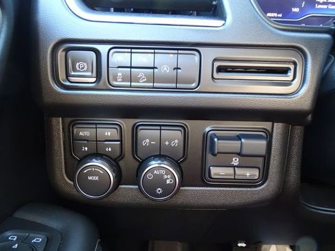 Used 2023 Chevrolet Suburban Premier w/ Max Trailering Package AWD/4WD image 20