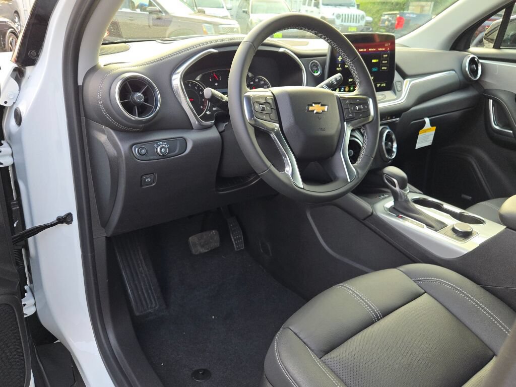 Certified 2024 Chevrolet Blazer LT w/ Sound & Technology Package AWD/4WD image 26