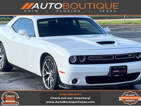 Used 2022 Dodge Challenger GT RWD image 1