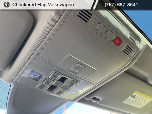 Used 2024 Volkswagen Tiguan Wolfsburg Edition FWD image 18