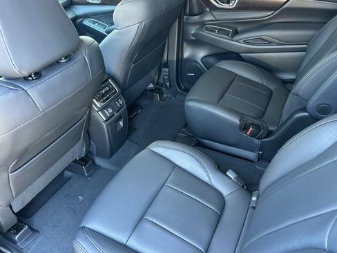 New 2026 Subaru Ascent Touring AWD/4WD image 9