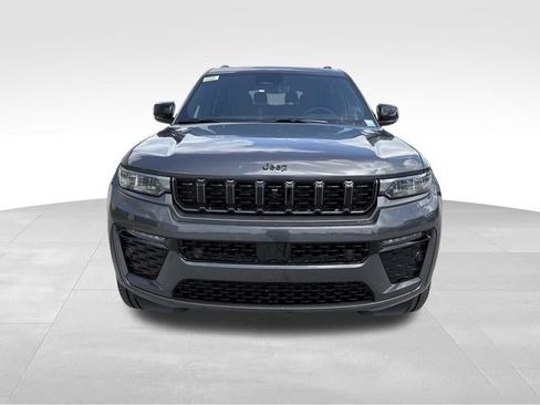 New 2026 Jeep Grand Cherokee L Limited AWD/4WD image 2