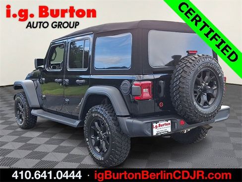 Used 2021 Jeep Wrangler Unlimited Sport image 4