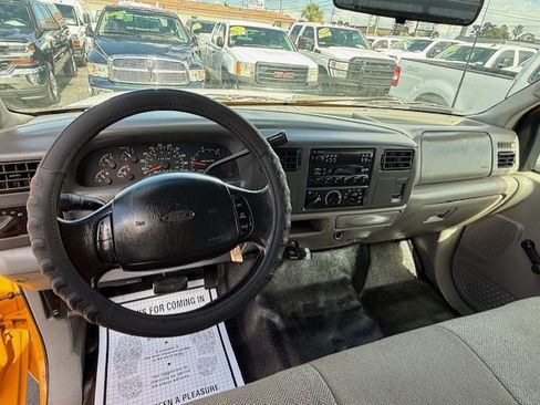 Used 2001 Ford F350 XL image 12