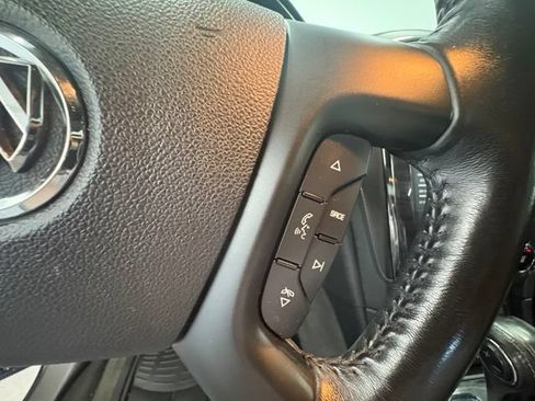 Used 2017 Buick Enclave Premium w/ Enclave Tuscan Edition FWD image 21