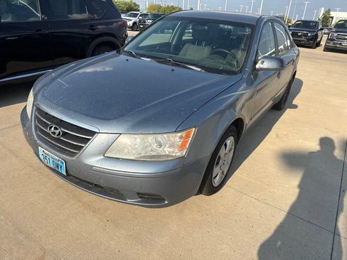 Used 2010 Hyundai Sonata GLS FWD image 5