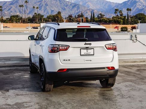New 2026 Jeep Compass Latitude image 7