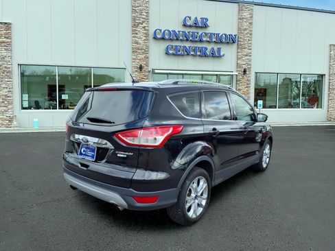 Used 2015 Ford Escape Titanium AWD/4WD image 4