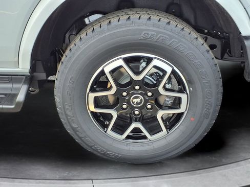 New 2026 Ford Bronco Outer Banks AWD/4WD image 16