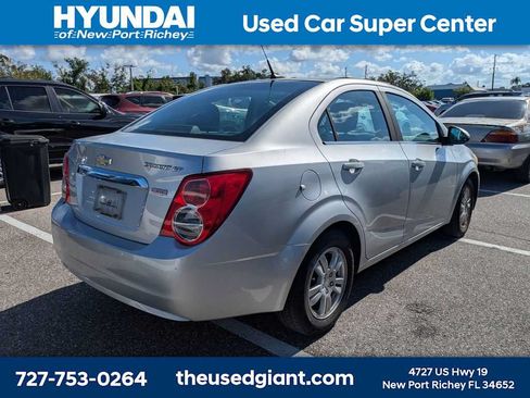 Used 2013 Chevrolet Sonic LT FWD image 2