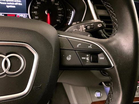 Used 2022 Audi Q5 2.0T Premium image 18