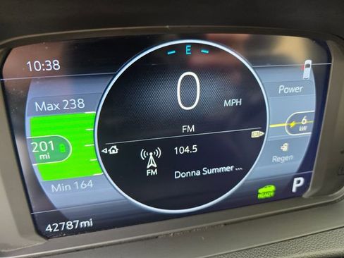 Used 2023 Chevrolet Bolt EUV LT w/ Redline Edition image 16