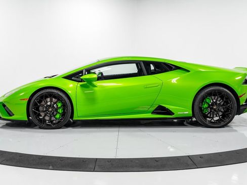 Used 2022 Lamborghini Huracan EVO RWD image 6