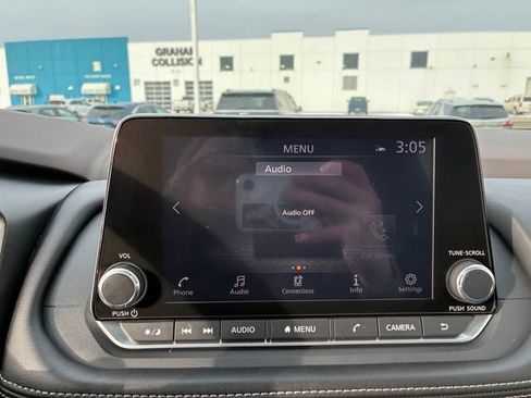 Used 2023 Nissan Rogue SL image 26