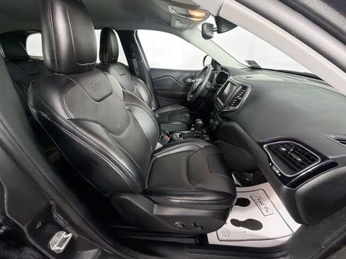 Used 2023 Jeep Cherokee Altitude Lux AWD/4WD image 28