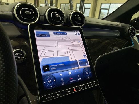 Used 2024 Mercedes-Benz GLC 300 image 7