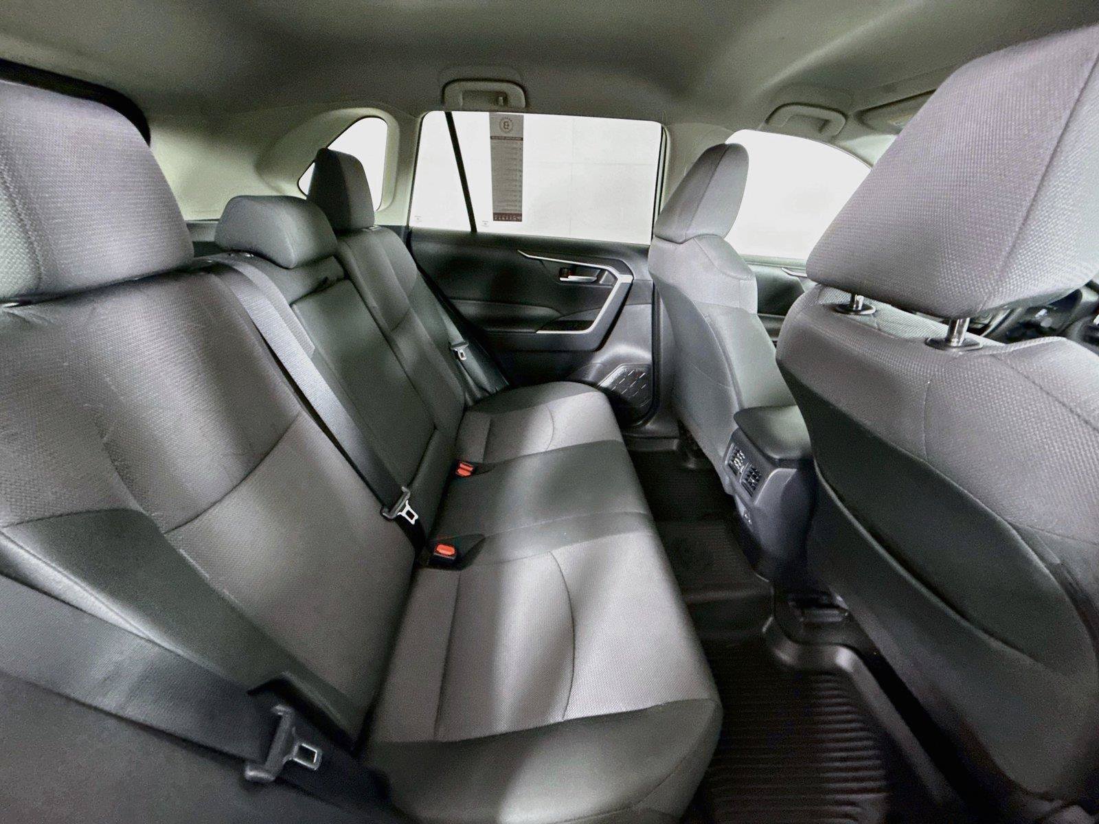 Certified 2025 Toyota RAV4 XLE AWD/4WD image 41