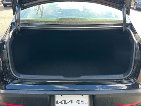 Certified 2025 Kia K4 LX image 7