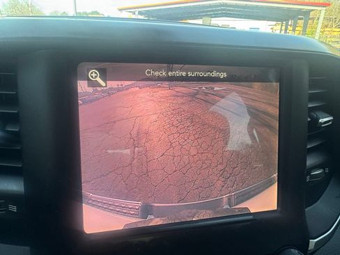 Used 2019 RAM 1500 Big Horn AWD/4WD image 26