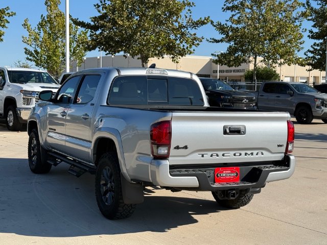 Used 2023 Toyota Tacoma SR5 w/ Technology Package AWD/4WD image 9