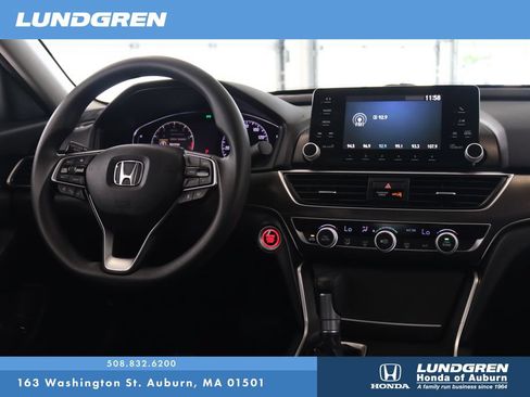 Certified 2019 Honda Accord LX image 4