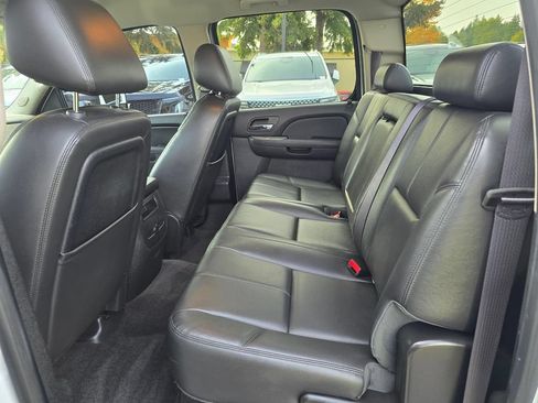 Used 2012 Chevrolet Silverado 2500 LTZ w/ LTZ Plus Package AWD/4WD image 17
