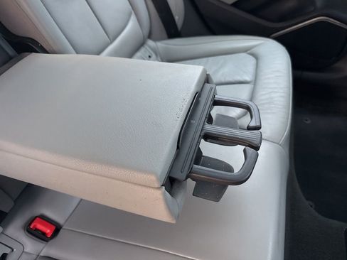 Used 2017 Audi A3 e-tron Prestige image 24