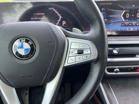 Certified 2024 BMW X7 xDrive40i w/ Premium Package AWD/4WD image 20