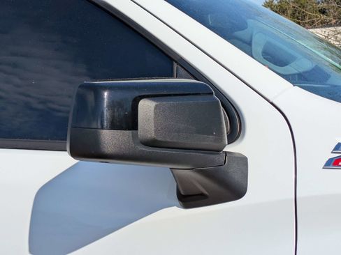 Used 2022 Chevrolet Silverado 1500 LT Trail Boss w/ Convenience Package II image 12